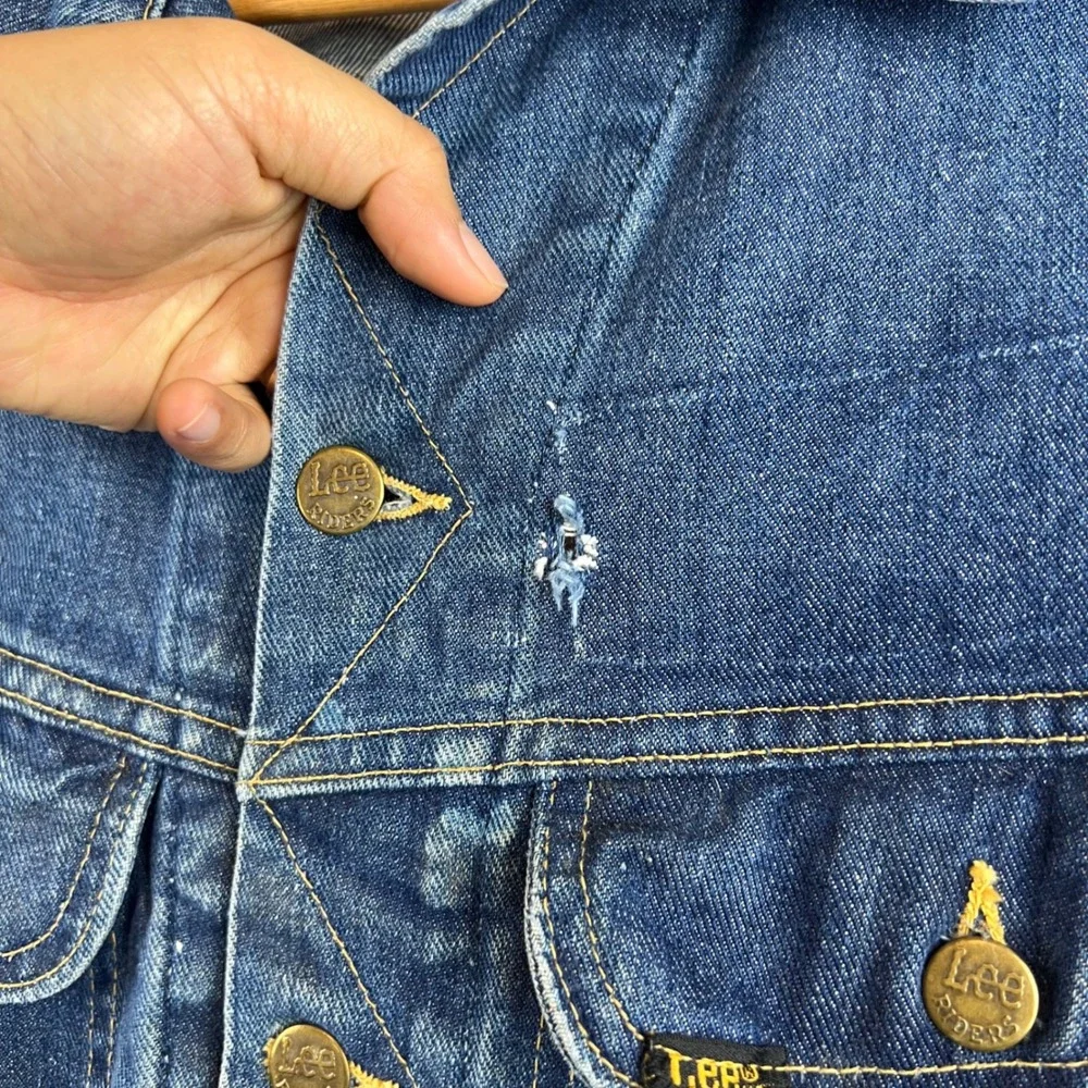 Vintage Lee Riders Denim Jacket Mens 42 Long Made in USA Blue Trucker Distressed